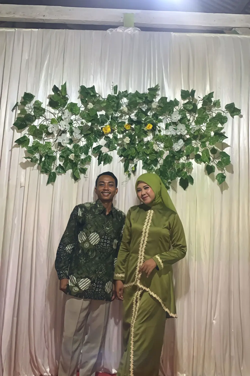 Foto - Putri & Radiyon (1)