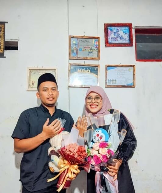 Foto - Azizah & Surat (1)