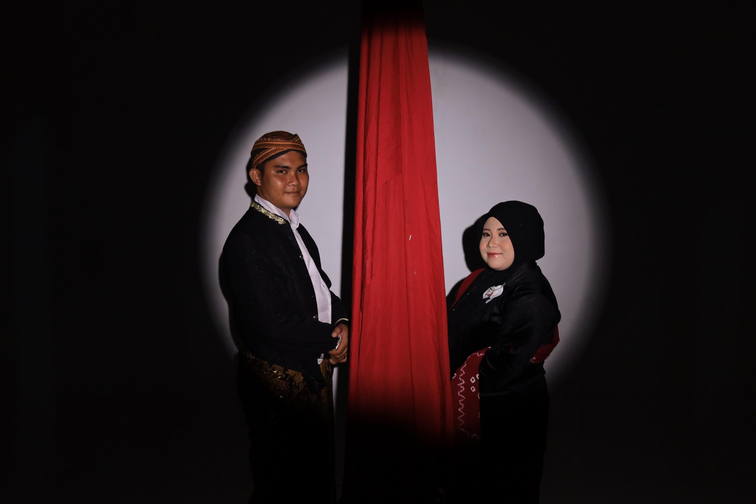 Foto - Tiyo & Depita (4)